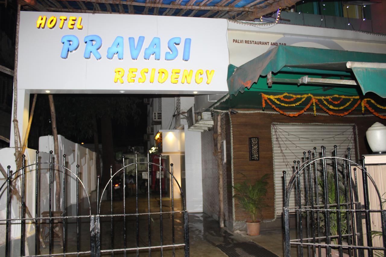 Villa Pravasi Residency à Thane Extérieur photo