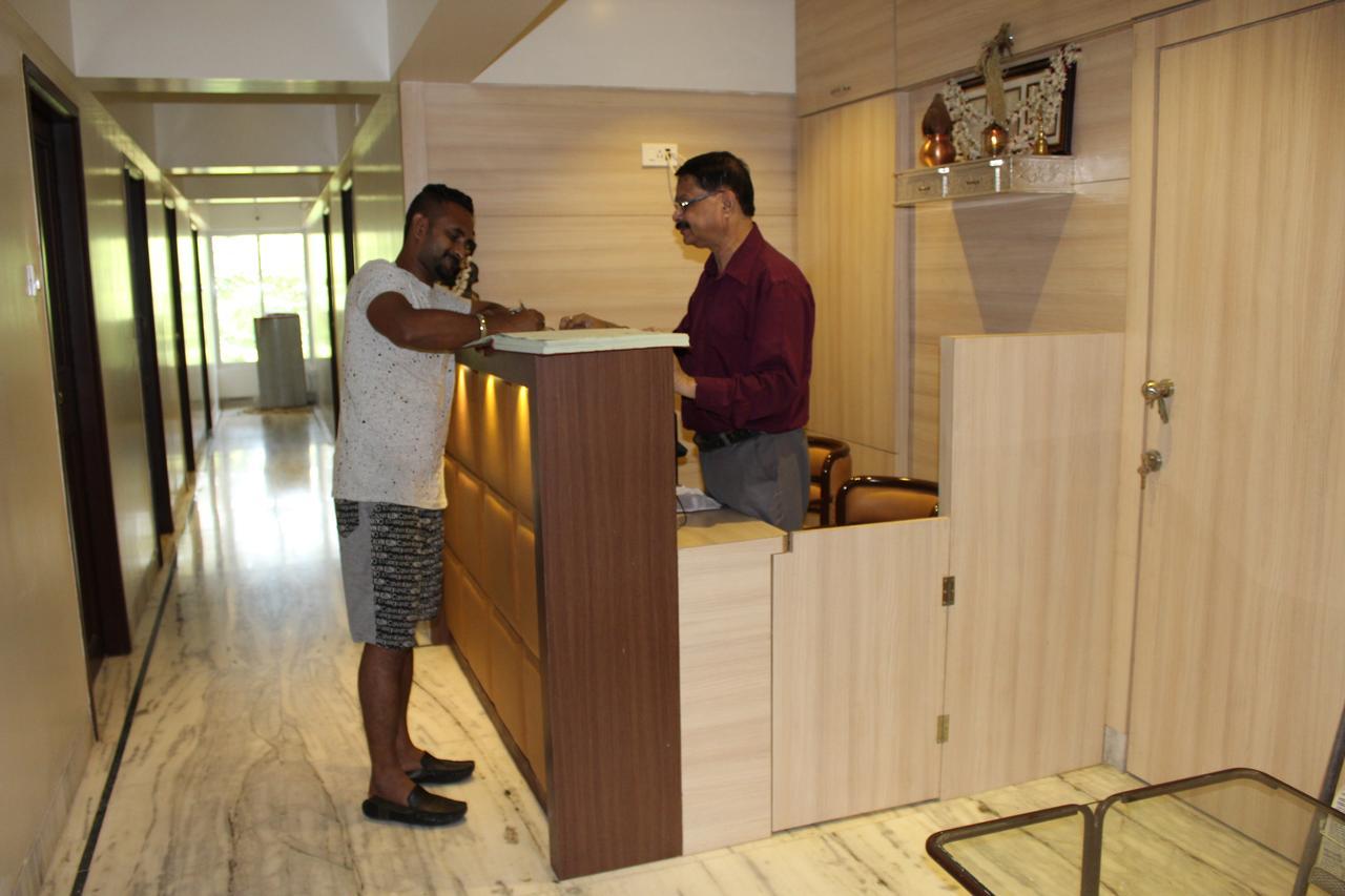Villa Pravasi Residency à Thane Extérieur photo